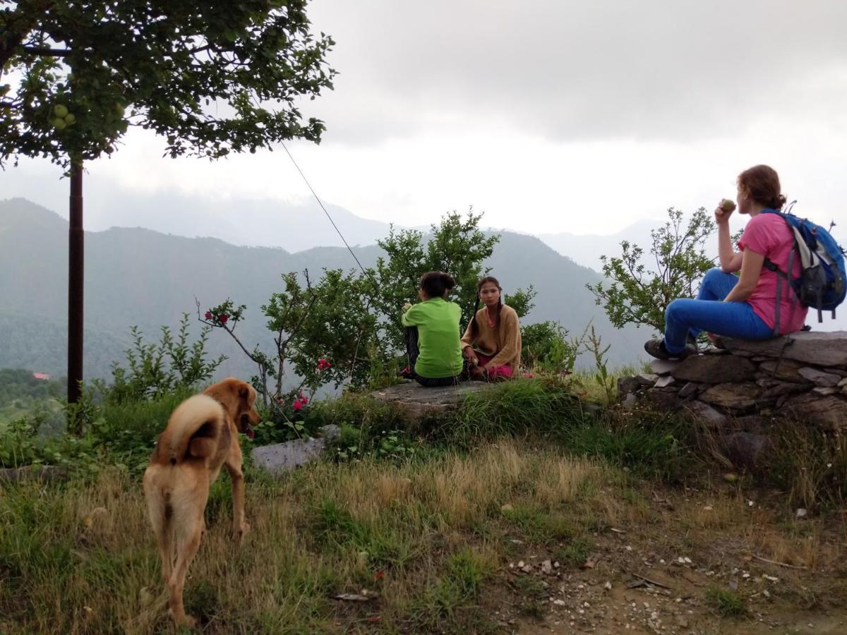 Namastay Himalayas, Kanatal Esterno foto