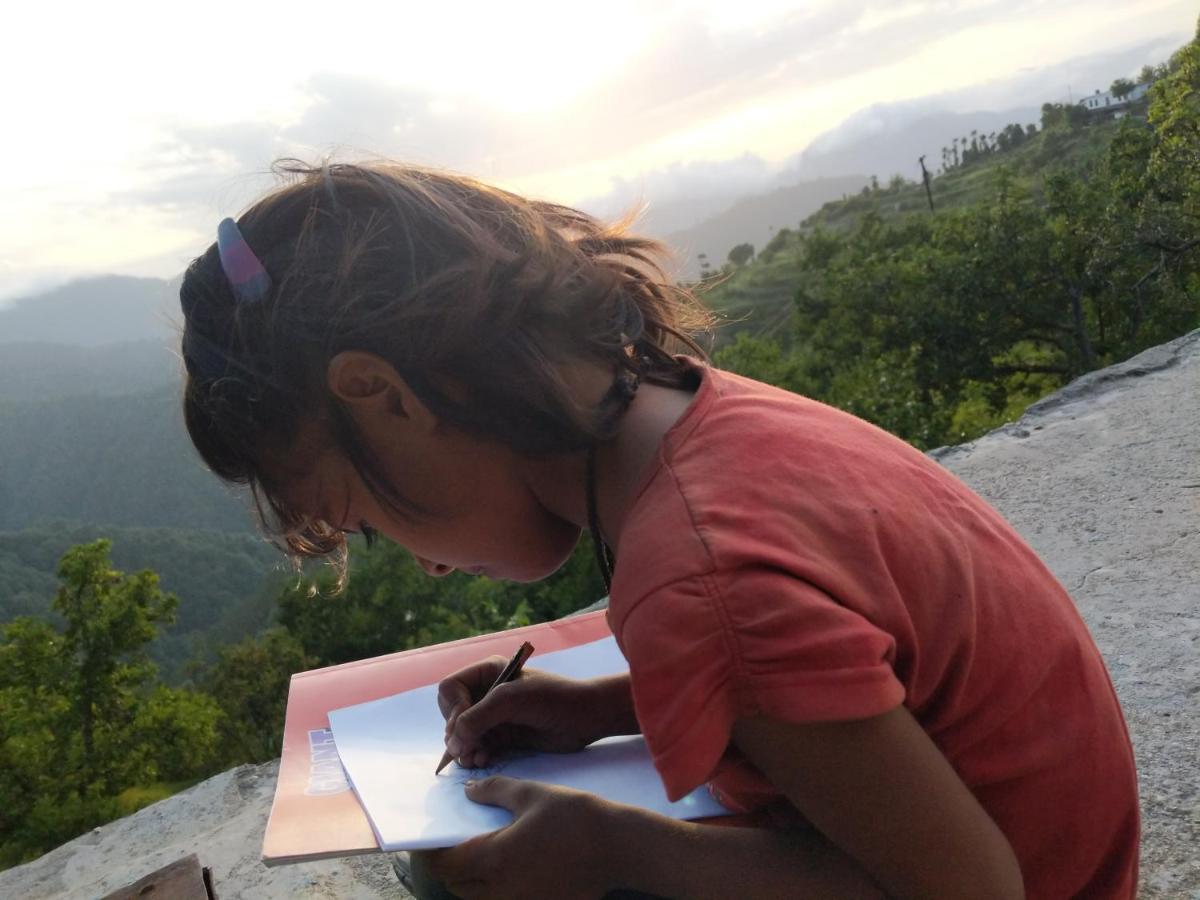 Namastay Himalayas, Kanatal Esterno foto