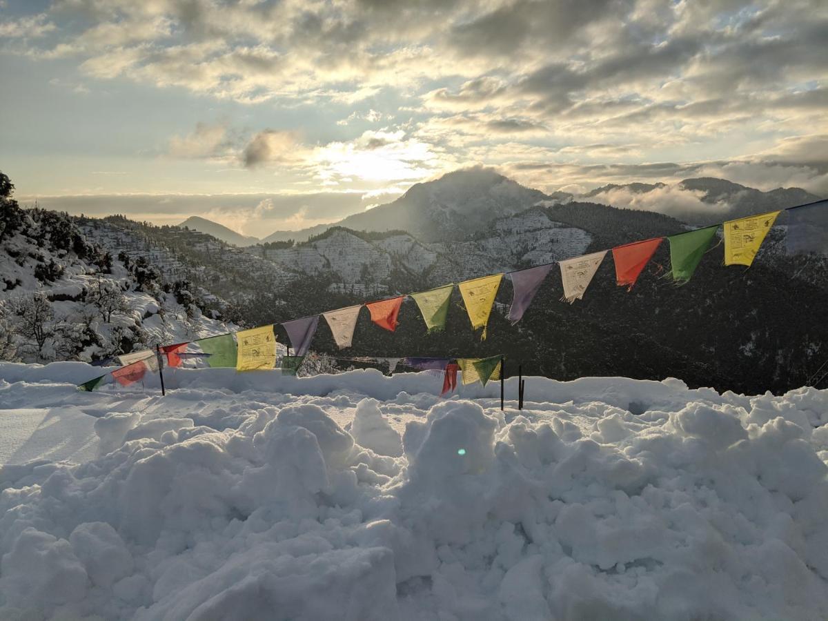Namastay Himalayas, Kanatal Esterno foto