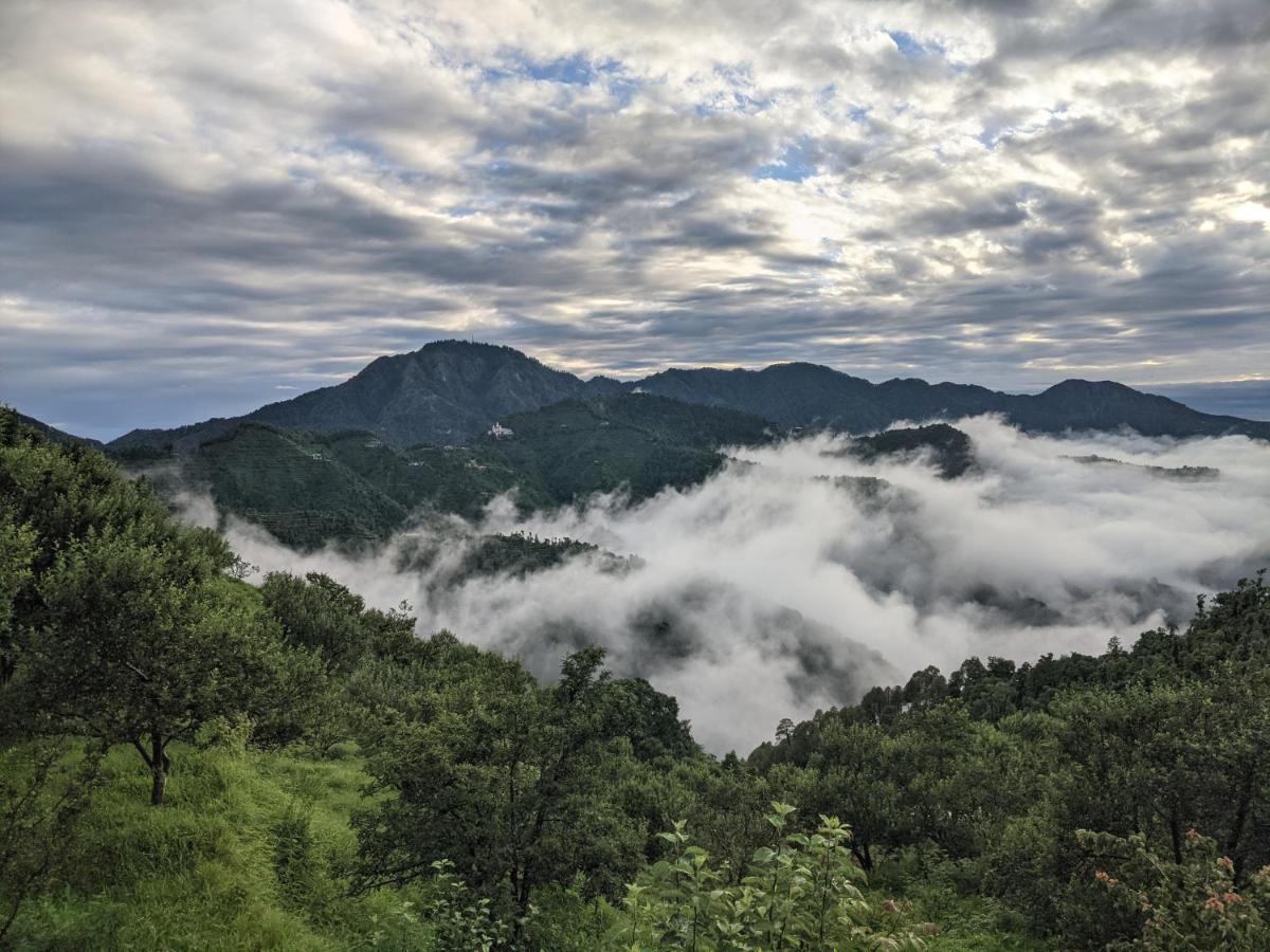 Namastay Himalayas, Kanatal Esterno foto