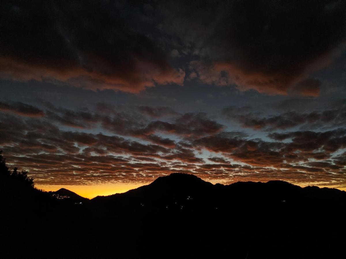 Namastay Himalayas, Kanatal Esterno foto